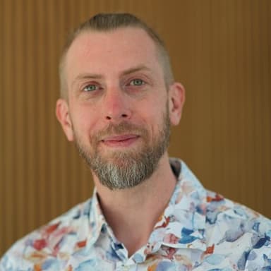 Tor Suneson profile photo